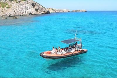 Speedboat and Snorkel tour through the Coast of Menorca Speedboat and Snorkel tour through the Coast of Menorca