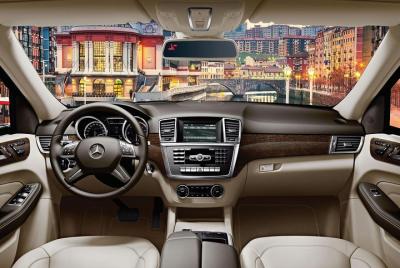 Private Transfer from San Sebastian to Bilbao Airport (BIO) Private Transfer from San Sebastian to Bilbao Airport (BIO)