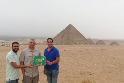 Cairo pyramids and Egyptian museum Layover tour