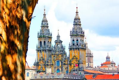 Old Town of Santiago de Compostela Walking Tour Old Town of Santiago de Compostela Walking Tour