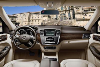 Santiago de Compostela Private Transfer from the city centre to S Santiago de Compostela Private Transfer from the city centre to S