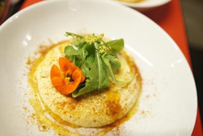 Slow Dinner With Market-fresh and Organic products