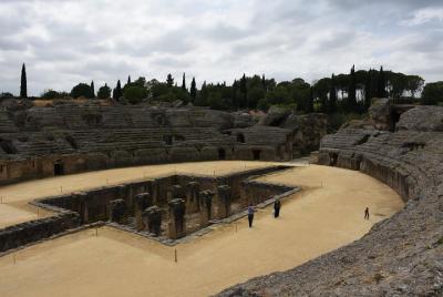 Italica Roman City Tour from Seville and Game of Thrones