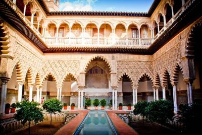Small groups- skip the lines- Alcazar palace Seville  Small groups- skip the lines- Alcazar palace Seville
