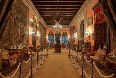 Ticket + Audioguide to the Palace of Las Dueñas Ticket + Audioguide to the Palace of Las Dueñas