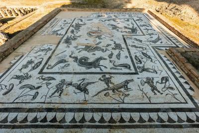 Small Group Guided Tour Game of Thrones at Itálica