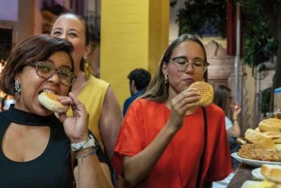 Seville Tapas and Wines Tour and Barrio Santa Cruz Seville Tapas and Wines Tour and Barrio Santa Cruz