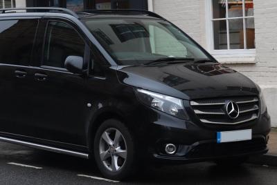 Seville: Private Transfer IN or OUT in Upscale Vehicle with Professional Driver Seville: Private Transfer IN or OUT in Upscale Vehicle with Professional Driver