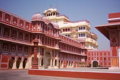 Full-Day Jaipur (Pink City) Tour from Delhi by Car Full-Day Jaipur (Pink City) Tour from Delhi by Car