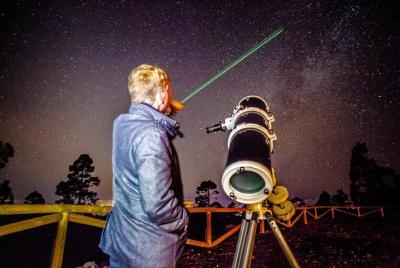 Stargazing Experience with Dinner & Drinks 