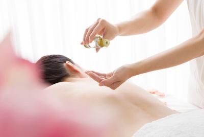Relaxing Essence Massage Relaxing Essence Massage
