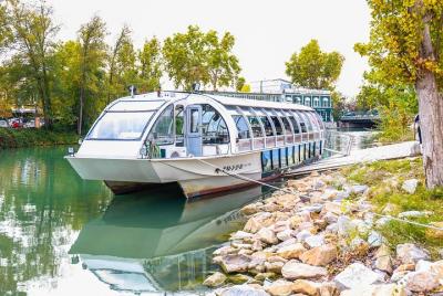 Boat trip + guided tour Monumental Zone Boat trip + guided tour Monumental Zone