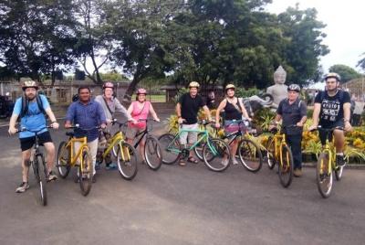 Bicycle tour in Mahabalipuram with transport from Chennai,lunch &