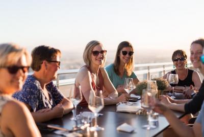 Valencia City of Arts & Sciences Tour with Rooftop Wine Tasting a Valencia City of Arts & Sciences Tour with Rooftop Wine Tasting a