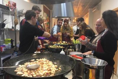 Valencian Paella cooking class, Tapas and Market Visit