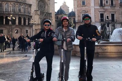 Private E-Scooter Tour City of Art and Science in Valencia City
