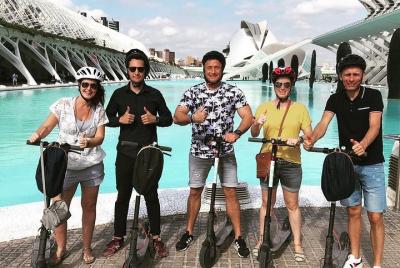 E-scooter City of Arts and Sciences Private Tour E-scooter City of Arts and Sciences Private Tour