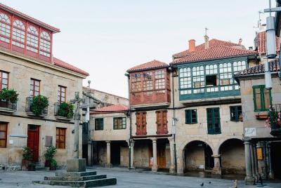 Squares of Pontevedra: Permanent scenarios of history Squares of Pontevedra: Permanent scenarios of history