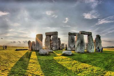 Stonehenge & Secret England (from Bath): Personalised tour for 2- Stonehenge & Secret England (from Bath): Personalised tour for 2-