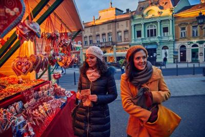 Christmas, Charm, Crafts & Canals Christmas, Charm, Crafts & Canals