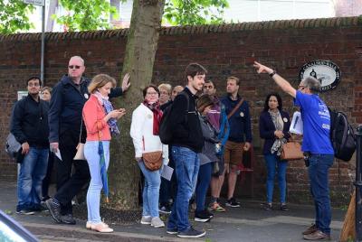 From Canals and Victorians to Today From Canals and Victorians to Today's City: Birmingham Walking To