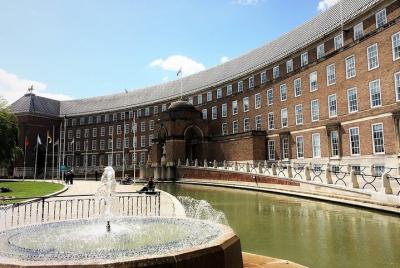 Bristol Airport Transfers: Bristol Airport BRS to Bristol City in Bristol Airport Transfers: Bristol Airport BRS to Bristol City in