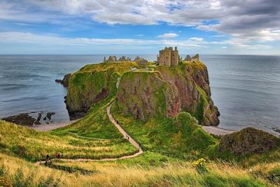 Dunnottar & Deeside Castle & Distillery Private one Day Tour & Ph Dunnottar & Deeside Castle & Distillery Private one Day Tour & Ph
