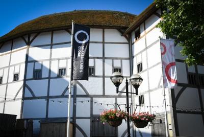 Visit Shakespeare's Globe Theatre & See 30+ London Sights Tour!