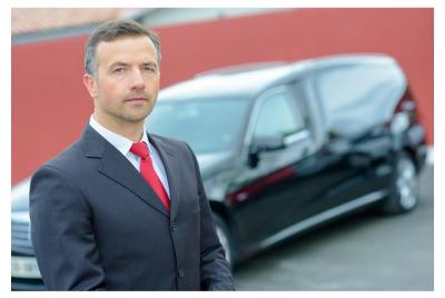Shared departure transfer from your London hotel to the Airport Shared departure transfer from your London hotel to the Airport