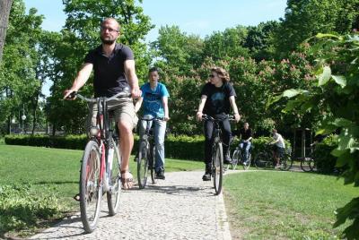 3-Hour Bike Tour of Tiergarten and Berlin 3-Hour Bike Tour of Tiergarten and Berlin's Hidden Places