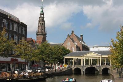 Leiden Private Tour and Canal Cruise Leiden Private Tour and Canal Cruise