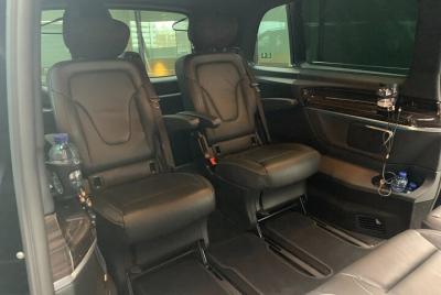 Private taxi transfer from Utrecht to Amsterdam Private taxi transfer from Utrecht to Amsterdam
