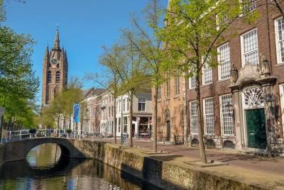 Photographic Tour in Delft Historical Center Photographic Tour in Delft Historical Center