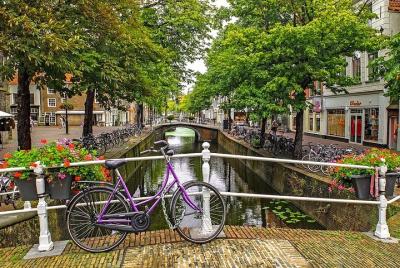 Romantic Private Tour in Delft