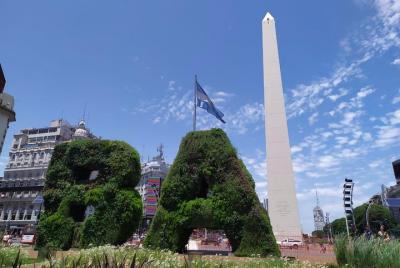 Highlights of Buenos Aires 3-hour Walking Tour with Small Group Highlights of Buenos Aires 3-hour Walking Tour with Small Group