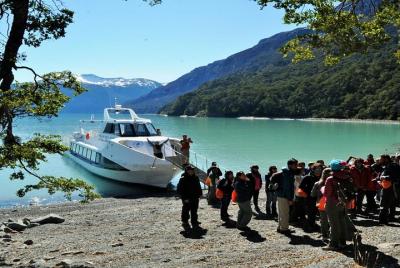 Mayo Spirit Trek Glacier by Patagonia Dreams Mayo Spirit Trek Glacier by Patagonia Dreams