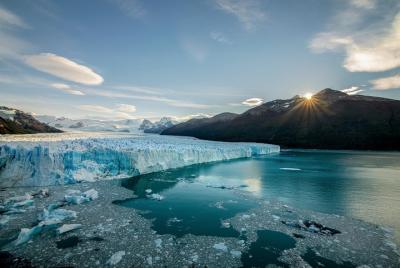 Full-Day Tour to the Perito Moreno Glacier including Boat Safari Full-Day Tour to the Perito Moreno Glacier including Boat Safari