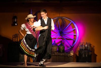 Argentine Dinner with Folkloric Show at Estancia 25 de Mayo Argentine Dinner with Folkloric Show at Estancia 25 de Mayo