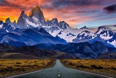 Executive private transfers with and without Guide. Executive private transfers with and without Guide.