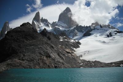 Laguna de los Tres Hiking Day Trip from El Chaltén Laguna de los Tres Hiking Day Trip from El Chaltén