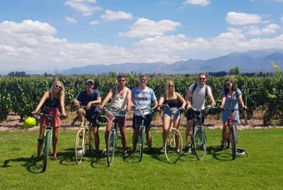 Tour autoguiado en bicicleta por Luján de Cuyo (Mendoza) Tour autoguiado en bicicleta por Luján de Cuyo (Mendoza)