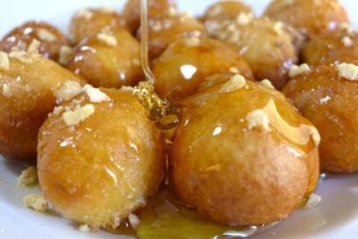 Athens: STREET FOOD WITH LOCALS (Groups 3 to 10 persons) Athens: STREET FOOD WITH LOCALS (Groups 3 to 10 persons)