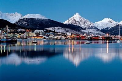 Shared Transfer Airport-Hotel-Airport (Ushuaia)