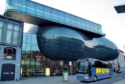 Skip the Line: Kunsthaus Graz Museum Entrance Ticket