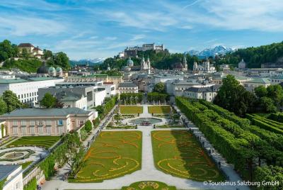 Panoramic Salzburg City Tour plus Austrian Lakes and Mountains Si Panoramic Salzburg City Tour plus Austrian Lakes and Mountains Si