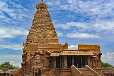 South India Temple Tour (7 Days) South India Temple Tour (7 Days)