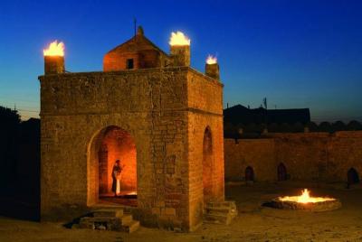 Absheron Peninsula Tour - Ateshgah & Yanardag Absheron Peninsula Tour - Ateshgah & Yanardag