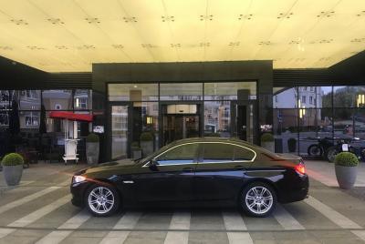 Private Business class Departure Transfer: Minsk City to Minsk Ai