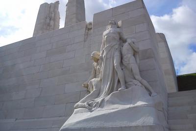 2 day Canadian Somme and Flanders Fields battlefield tour from Yp