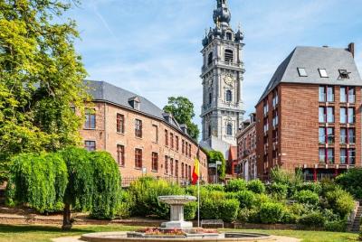 Urban Track Game to Discover Mons Rise of the Dead